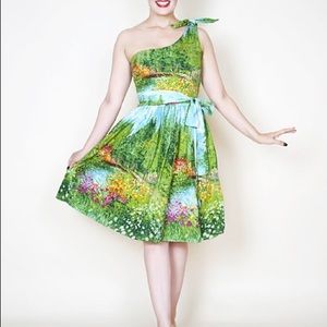 Bernie Dexter Green Landscape Asymmetrical Dress
